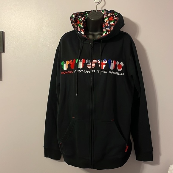 Disney Store Magic Around the World World Flag Mickey Head Embroidered Hoodie L - Picture 1 of 17